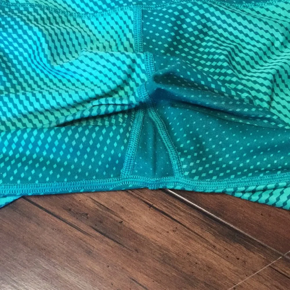 The north face green Capri leggings size‎ xs